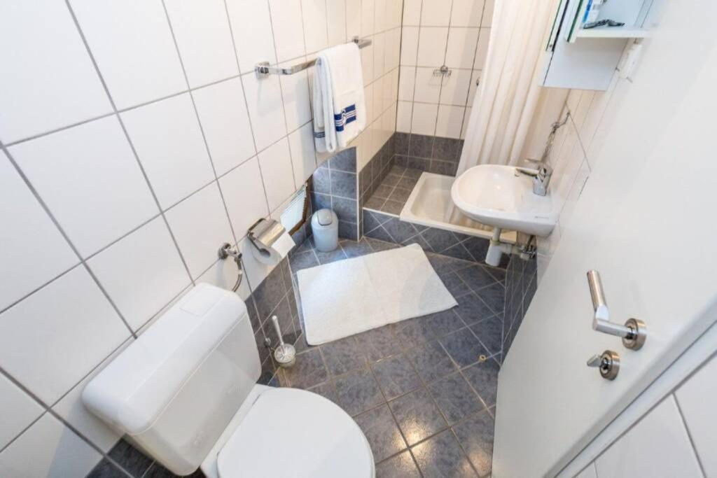 Tin 2 Leilighet Vrbnik Eksteriør bilde